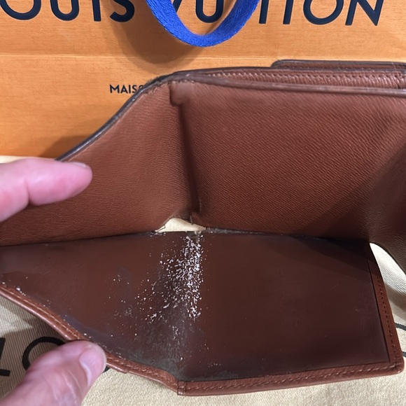 100% Authentic Louis Vuitton Monogram Elise wallet - Picture 7 of 12